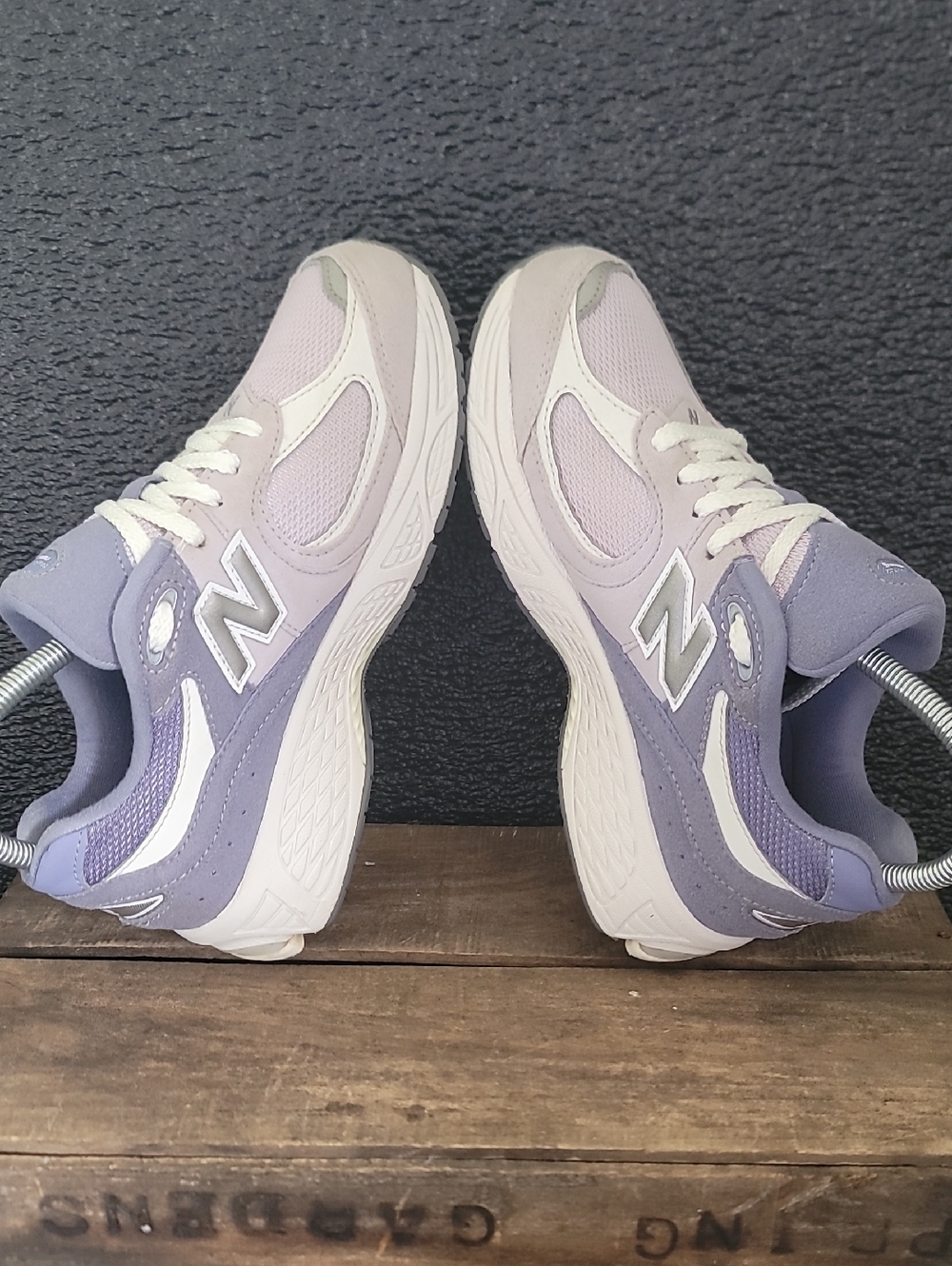 New Balance 2002R 'Astral Purple' Wmns 5.5 - Picture 3 of 8